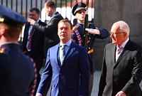 Президент РФ Дмитрий Медведев и президент ЧР Вацлав Клаус, Прага, апрель 2010 г. (Фото: Штепанка Будкова)