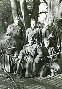 Солдаты Красной армии в городке Росице